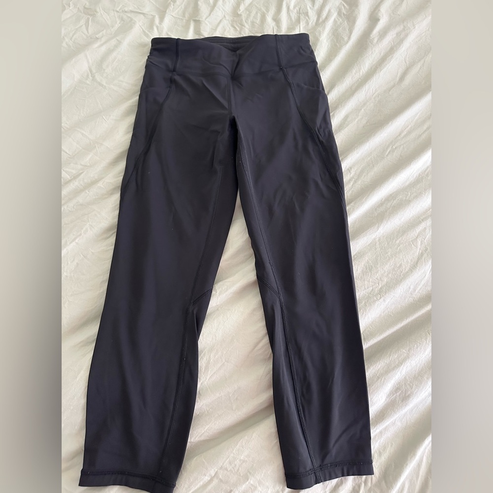 Lululemon black leggings